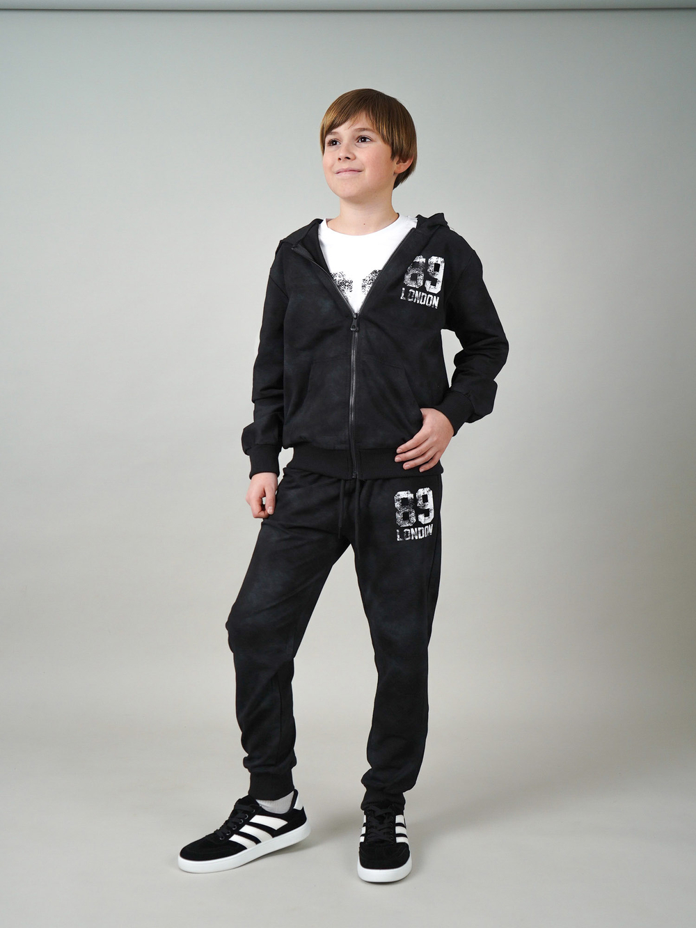 Дитячий спортивний костюм