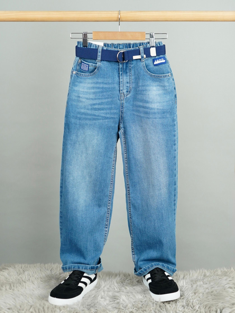 Джинси Straight